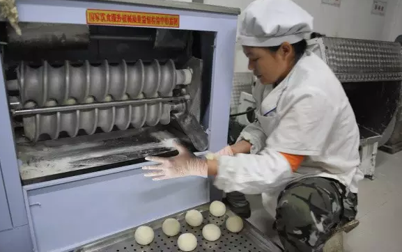 食堂托管:公司食堂外賣(mài)即將開(kāi)始